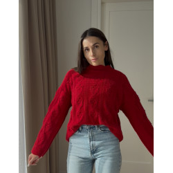 Raudonas megztukas ,,Luna’’