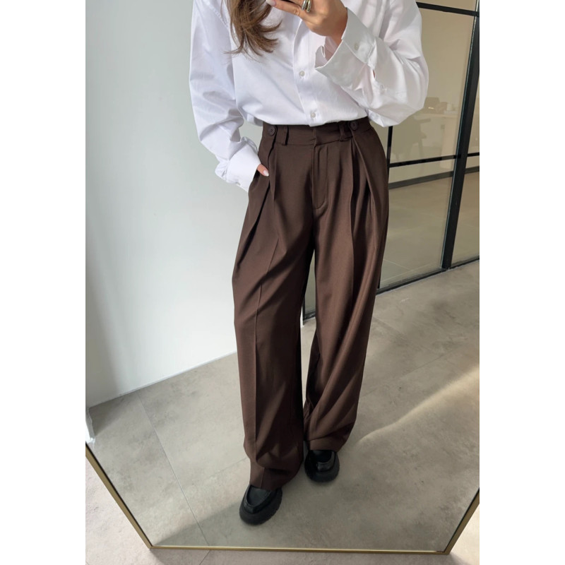 Rudos plačios kelnės