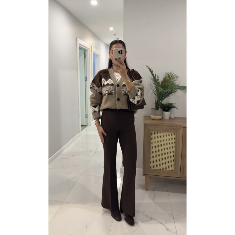 Klasikinės rudos kelnės